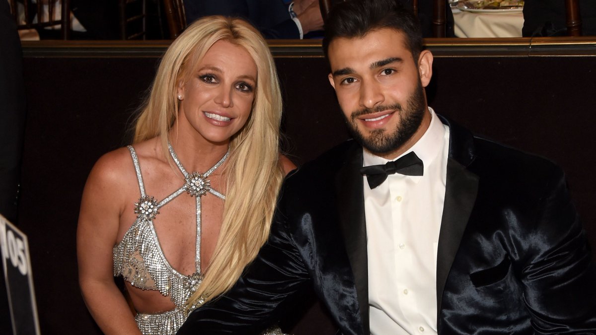 Esposo de Britney Spears pide formalmente el divorcio y exige manutención