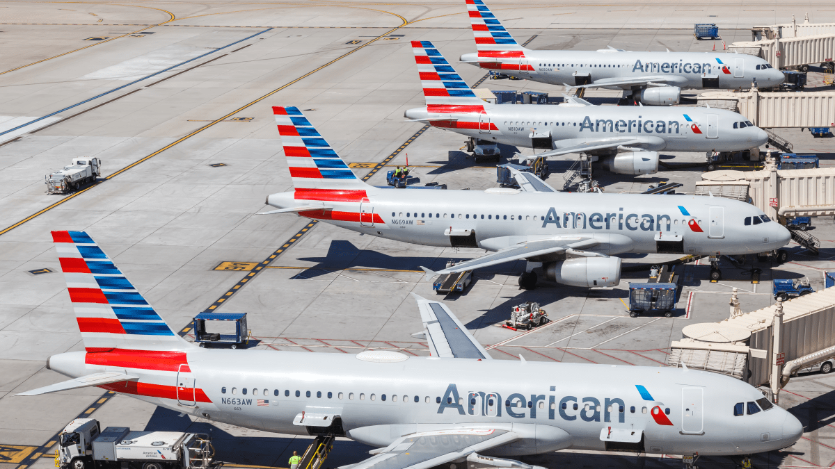 Estados Unidos multa a American Airlines