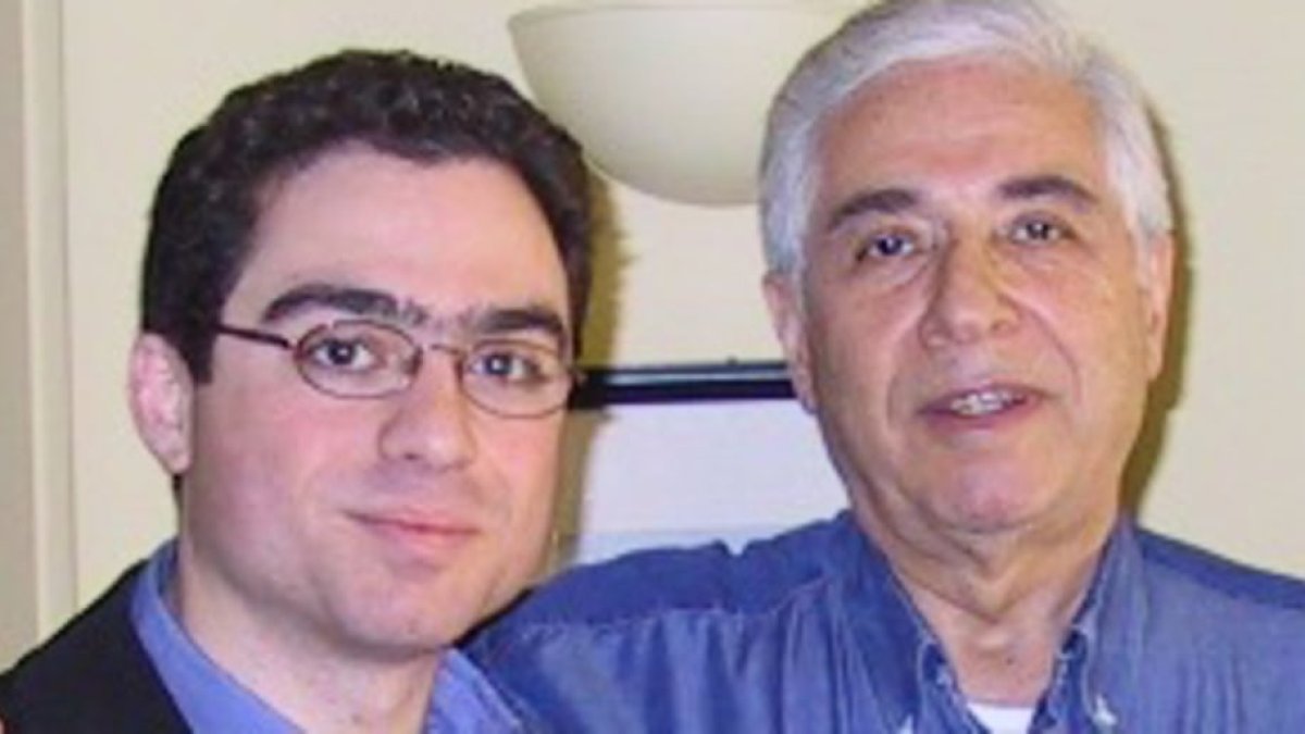 Estadounidenses detenidos en Irán son puestos bajo arresto domiciliario