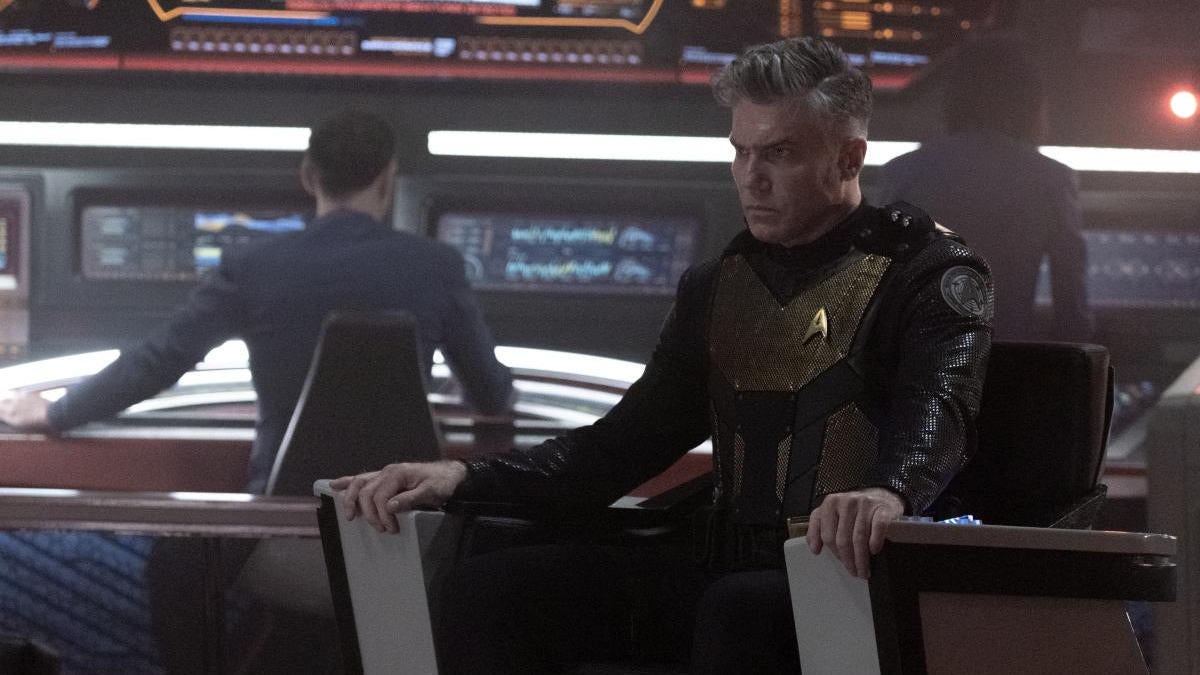 Fotos finales de la temporada 2 de Star Trek: Strange New Worlds Vea a la tripulación del Enterprise preparándose para la batalla