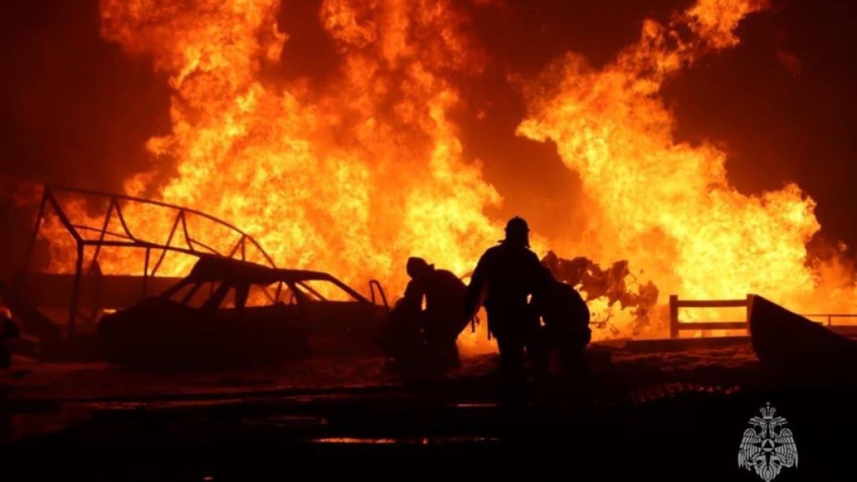 Incendio causa explosión en una gasolinera en Rusia, hay más de 30 muertos