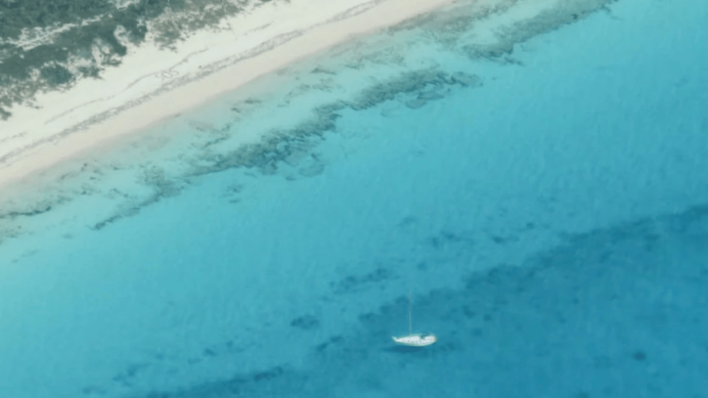 Los rescatan tras estar varado por 3 días en una isla deshabitada de Bahamas