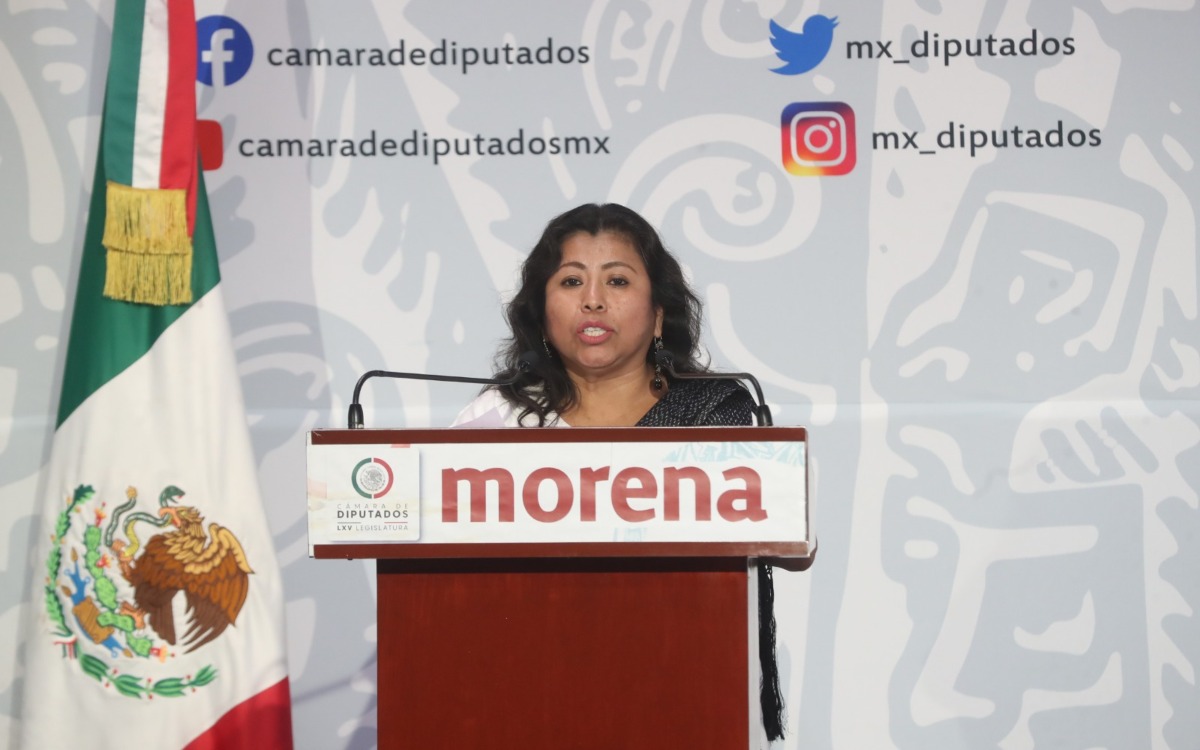 Morenista denuncia ante FGR posible desvío de 6 mmdp en Bienestar