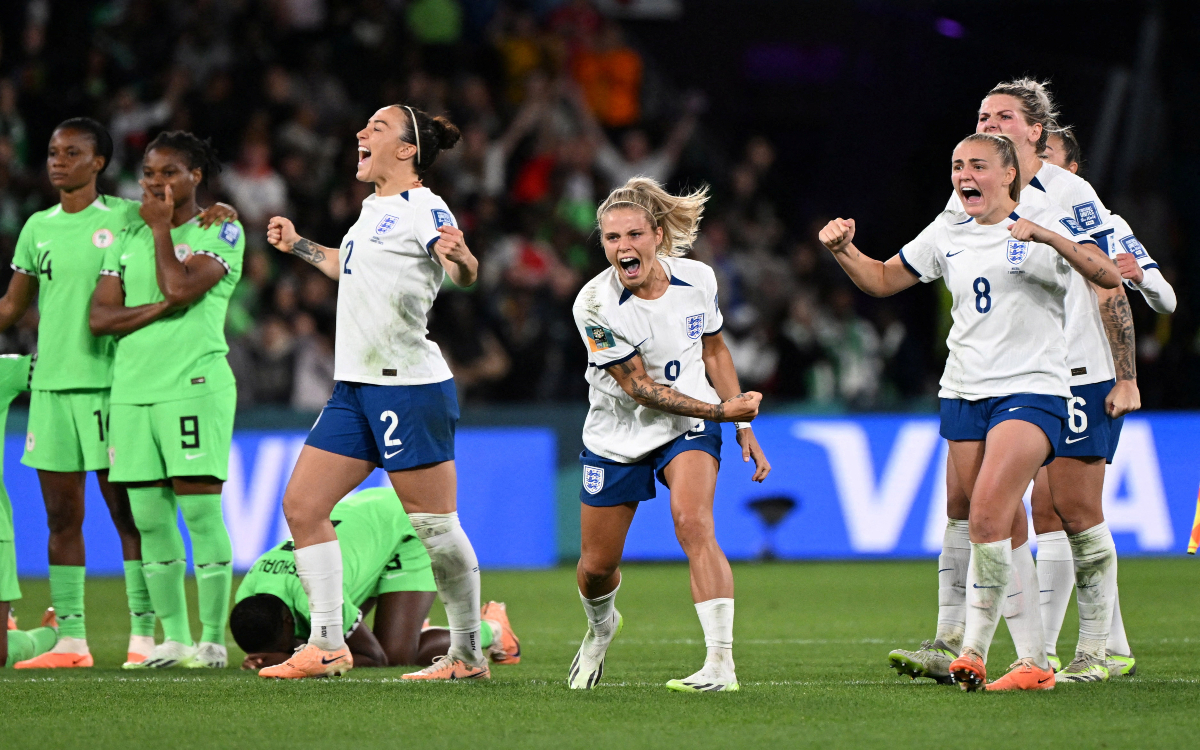 Mundial Femenil 2023: Avanzan Inglaterra y Australia a Cuartos de Final | Video