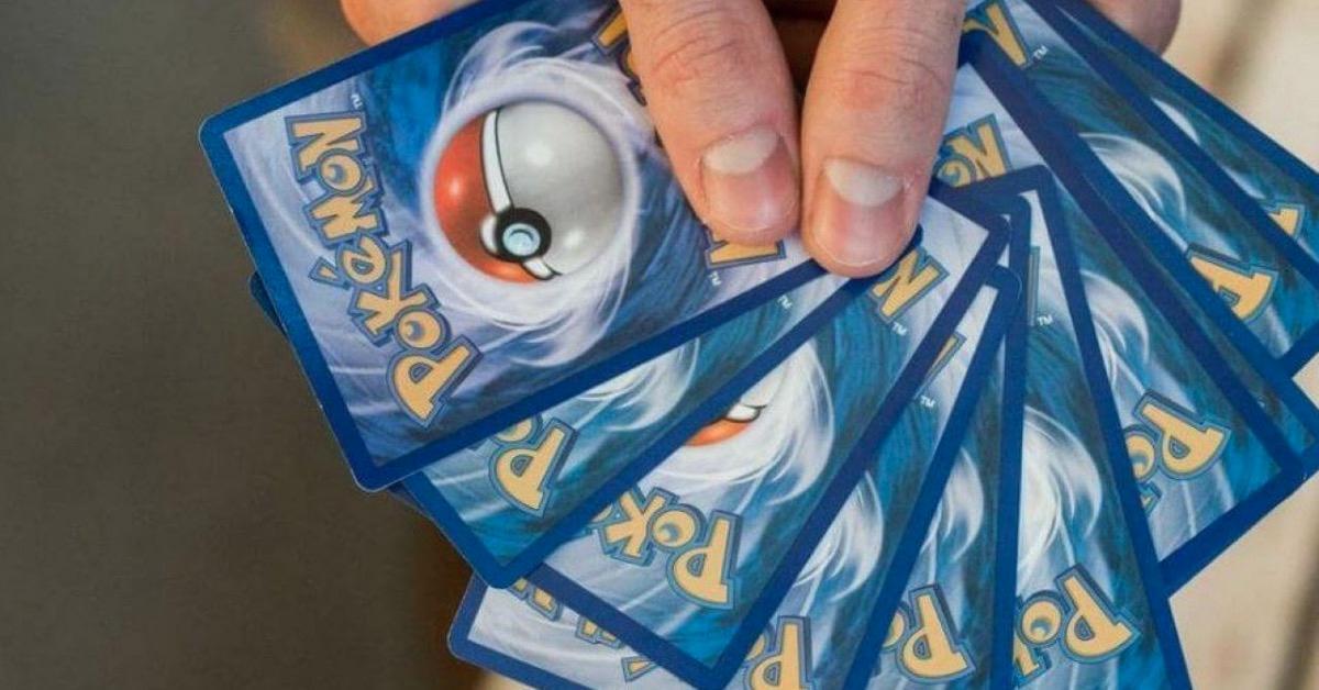 Oficial correccional arrestado por presuntamente robar tarjetas de Pokémon por valor de $ 200