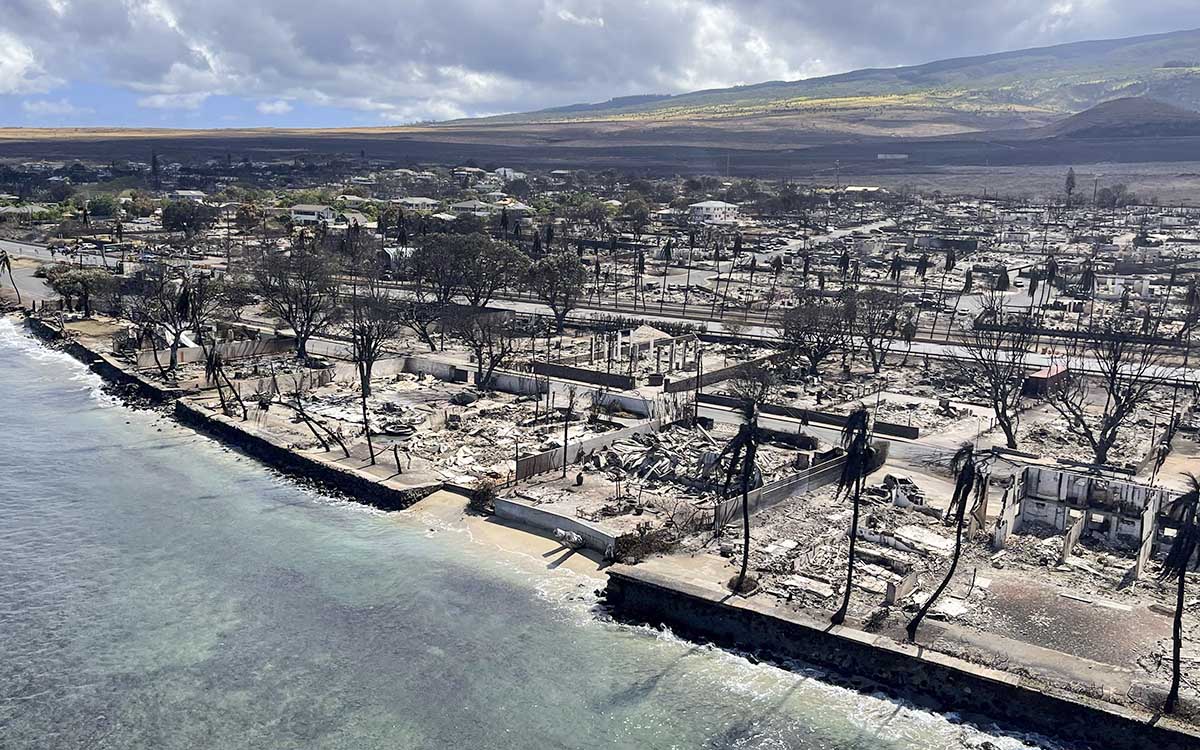 Ya son 96 los muertos en Maui; buscan a cientos de desaparecidos