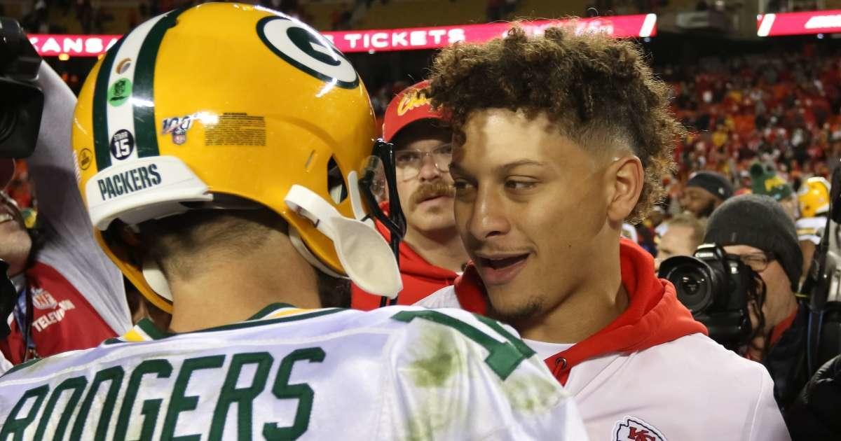 patrick-mahomes-comparte-pensamientos-aaron-rodgers-traded-afc-west-te-20108989.jpg
