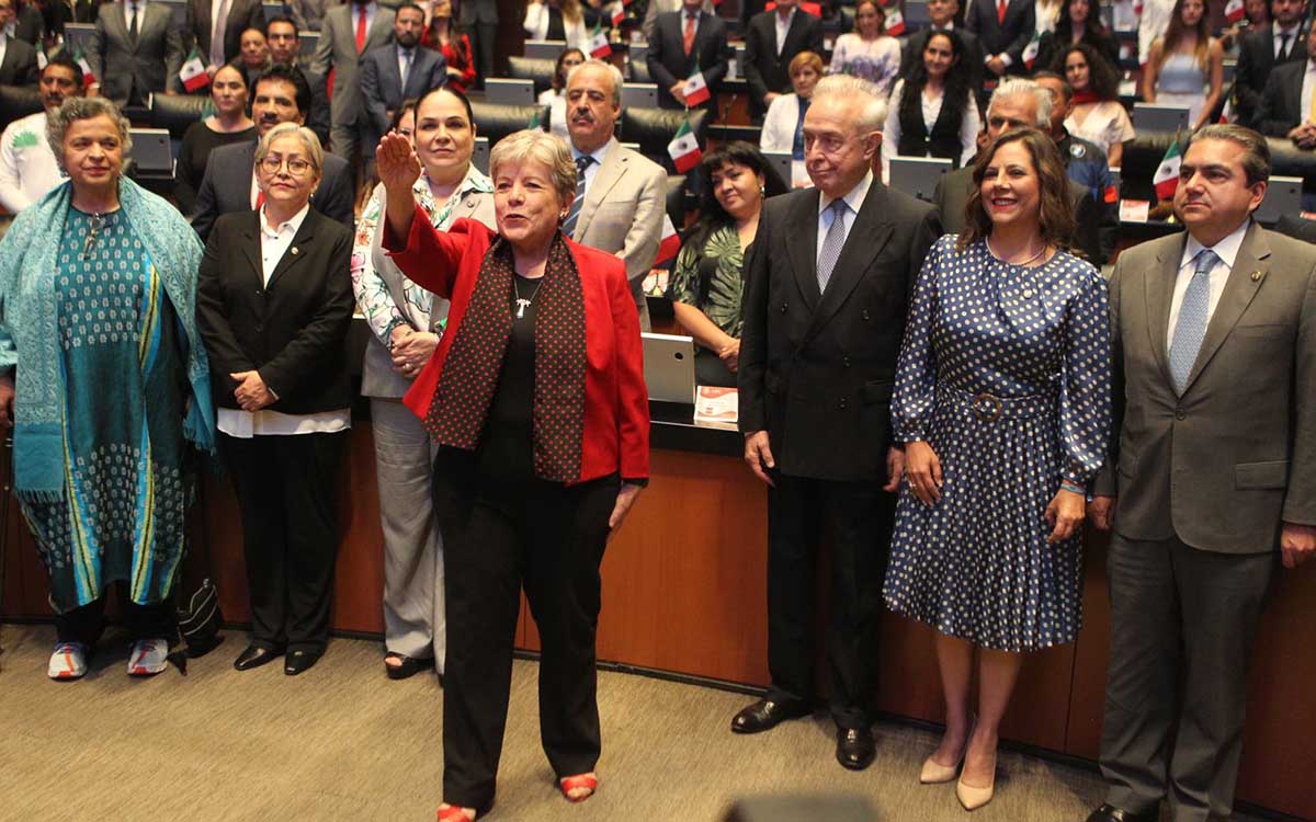 El Senado ratifica por unanimidad a la canciller Alicia Bárcena