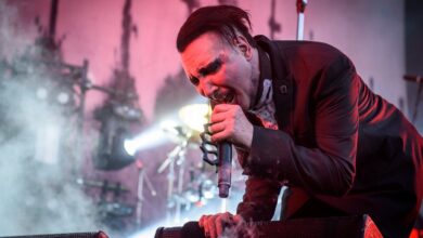 Marilyn Manson es sentenciado por sonarse la nariz sobre una camarógrafa durante un concierto