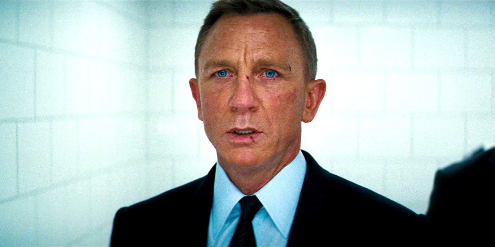 Por qué el ex director de James Bond se mostró escéptico acerca de Daniel Craig como 007