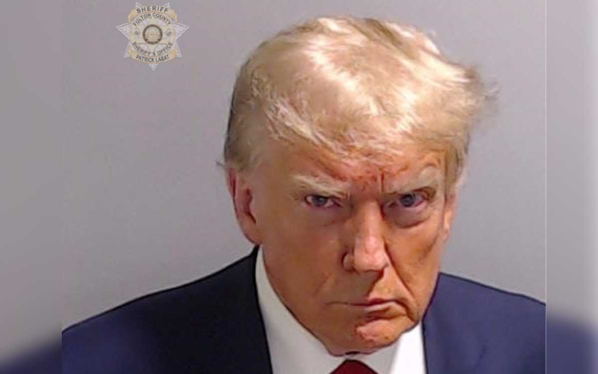 Publican fotografía de Donald Trump detenido