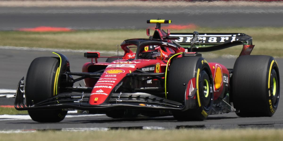 Sainz se pega a Verstappen, problemas para Leclerc y Alonso no despeja la incógnita