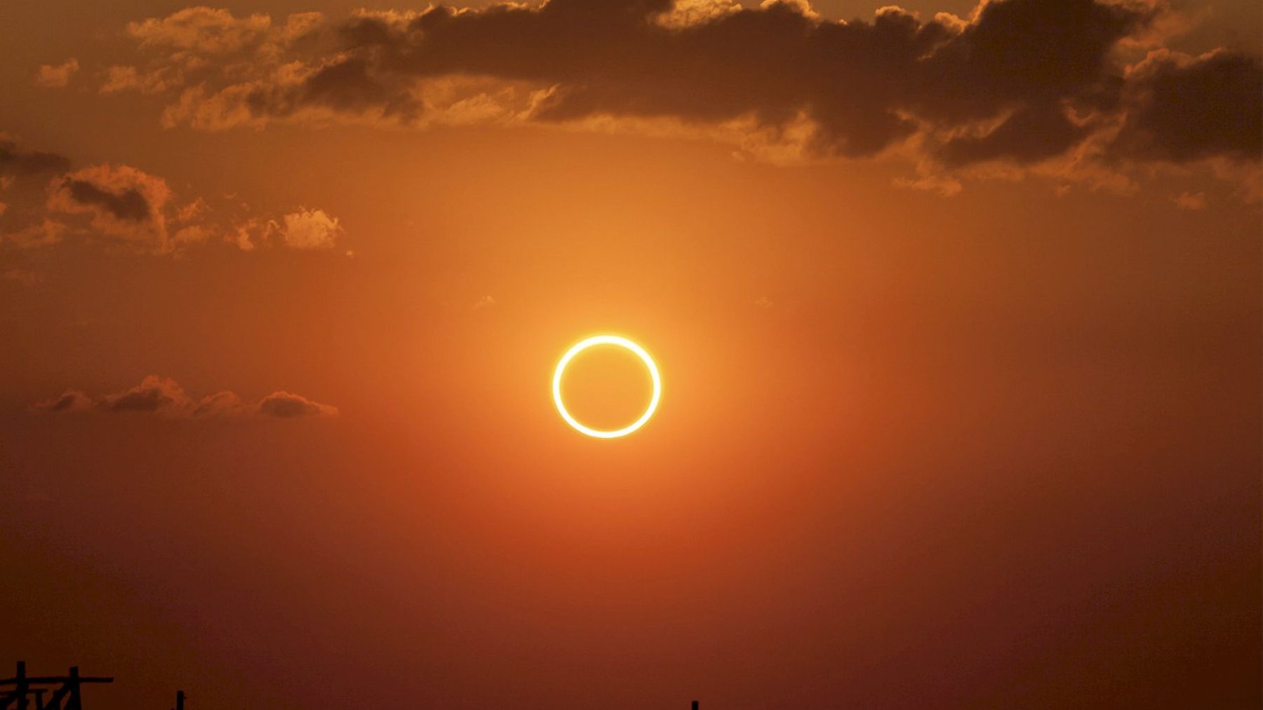 Así te afectará el eclipse solar de octubre si eres uno de estos signos del zodiaco