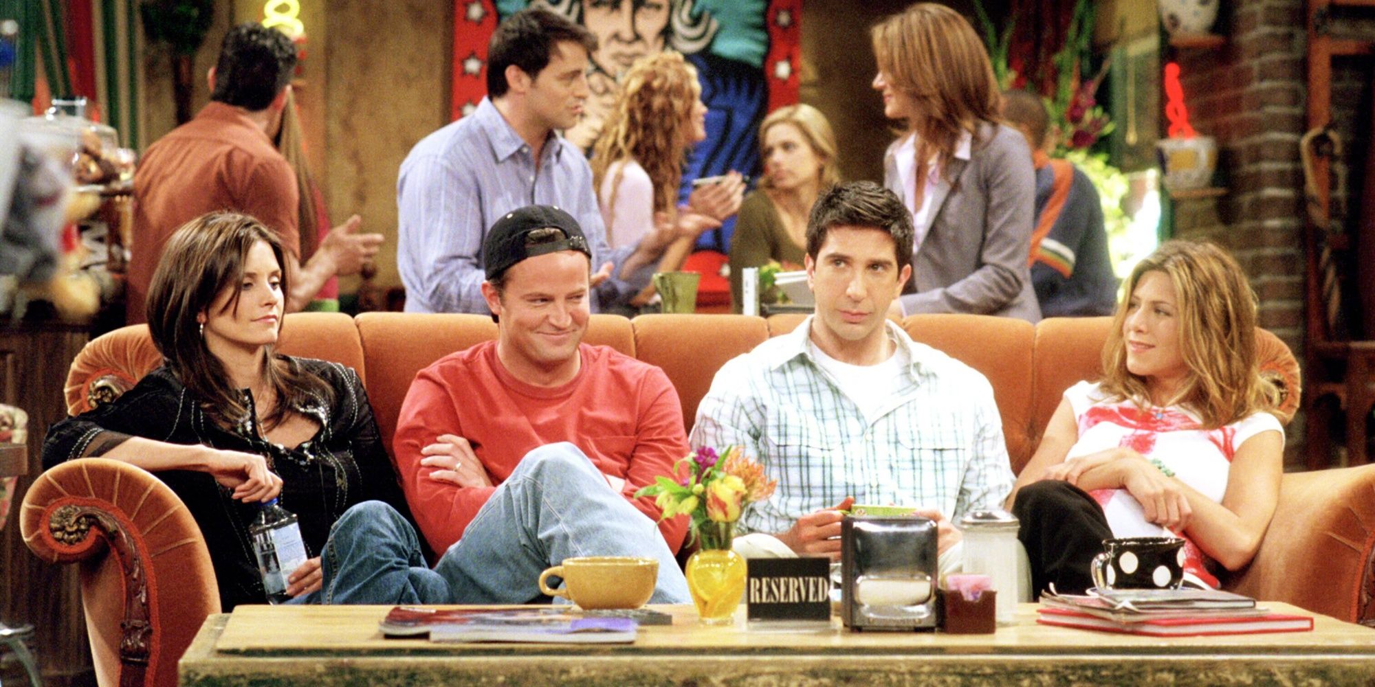 El elenco principal de Friends responde a la muerte de Matthew Perry: “Estamos todos tan completamente devastados”