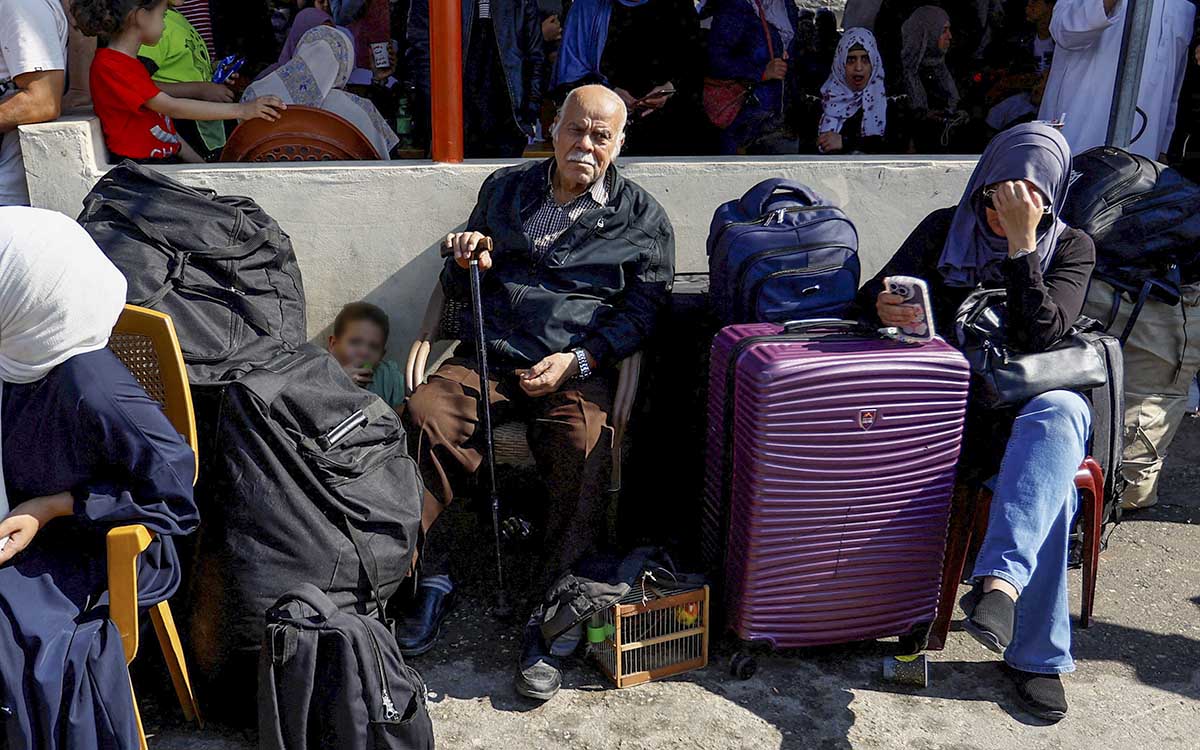La ONU confirma que al menos 600 mil palestinos se han desplazado al centro y sur de Gaza