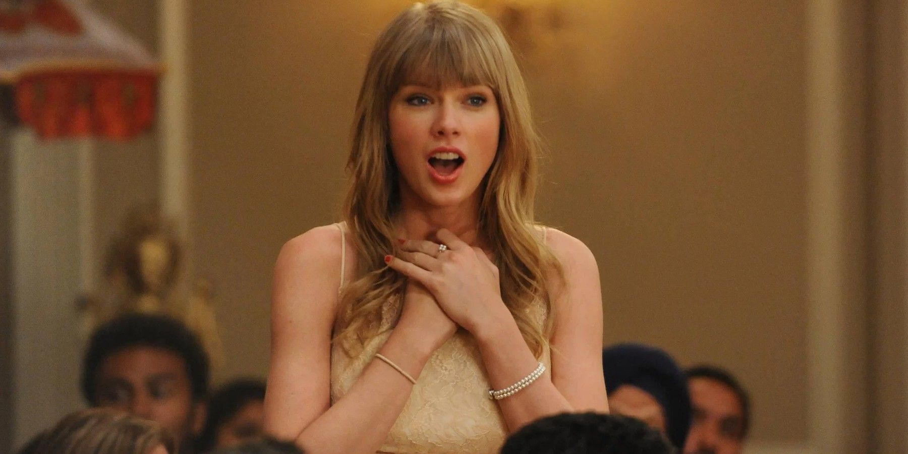 New Girl Star utiliza la referencia de la temporada 2 de Deep Cut para rendir homenaje a la gira Eras de Taylor Swift