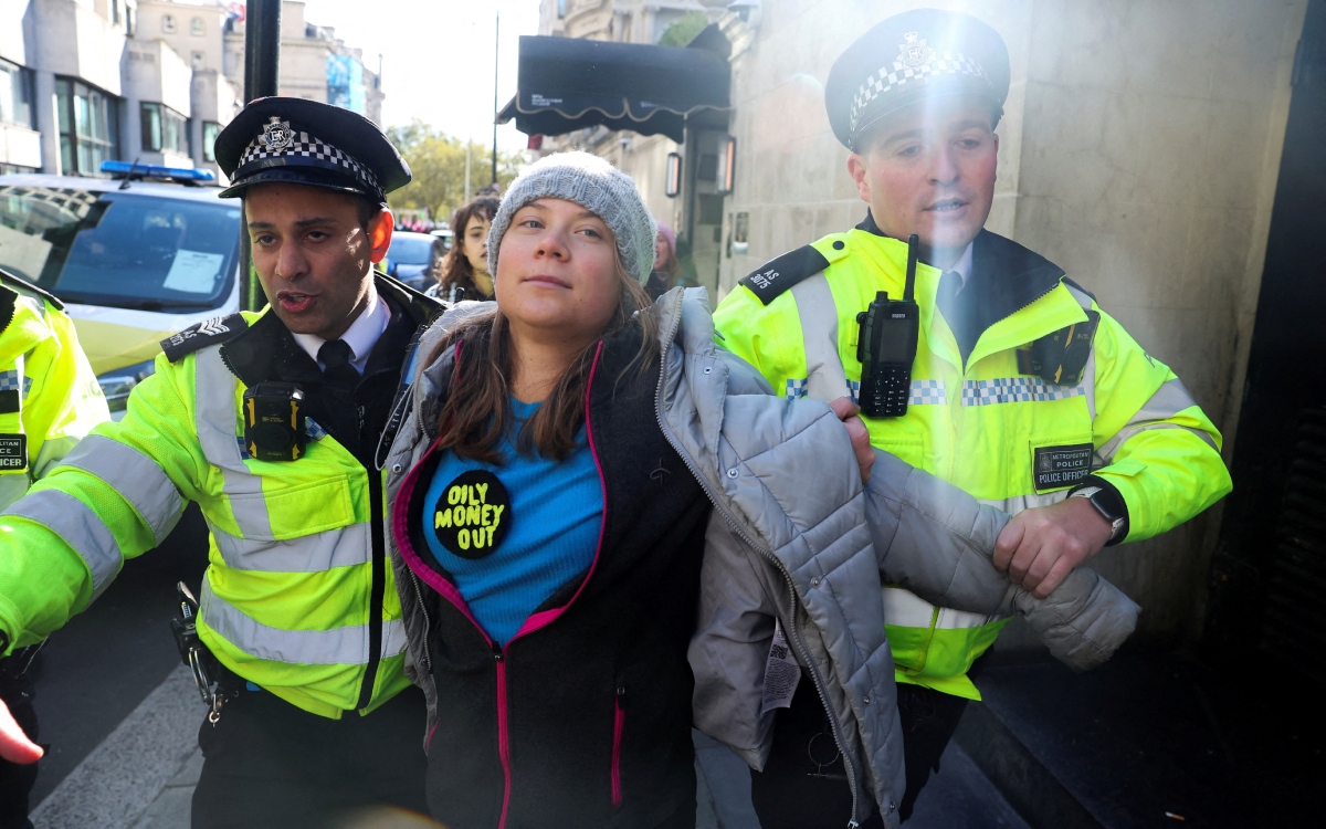 Policía acusa a Greta Thunberg del delito de desorden público, tras arresto en Londres