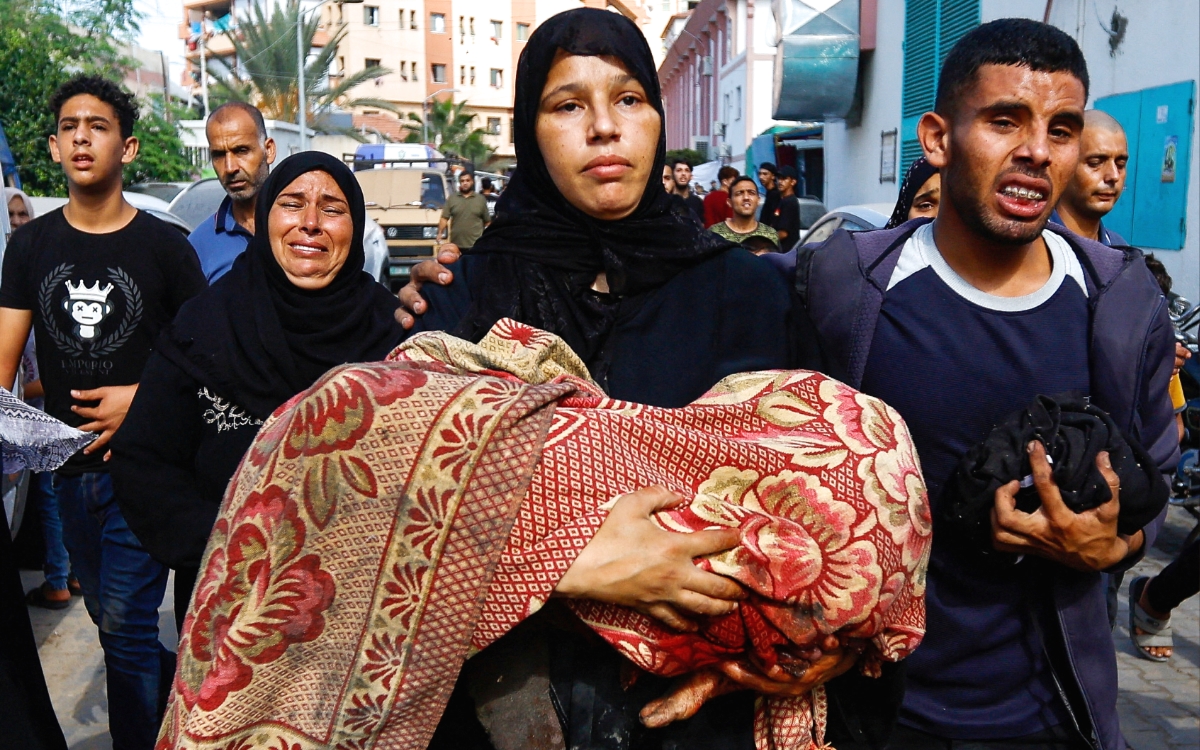 Bombardeo de Israel mata a 35 miembros de una familia en Gaza