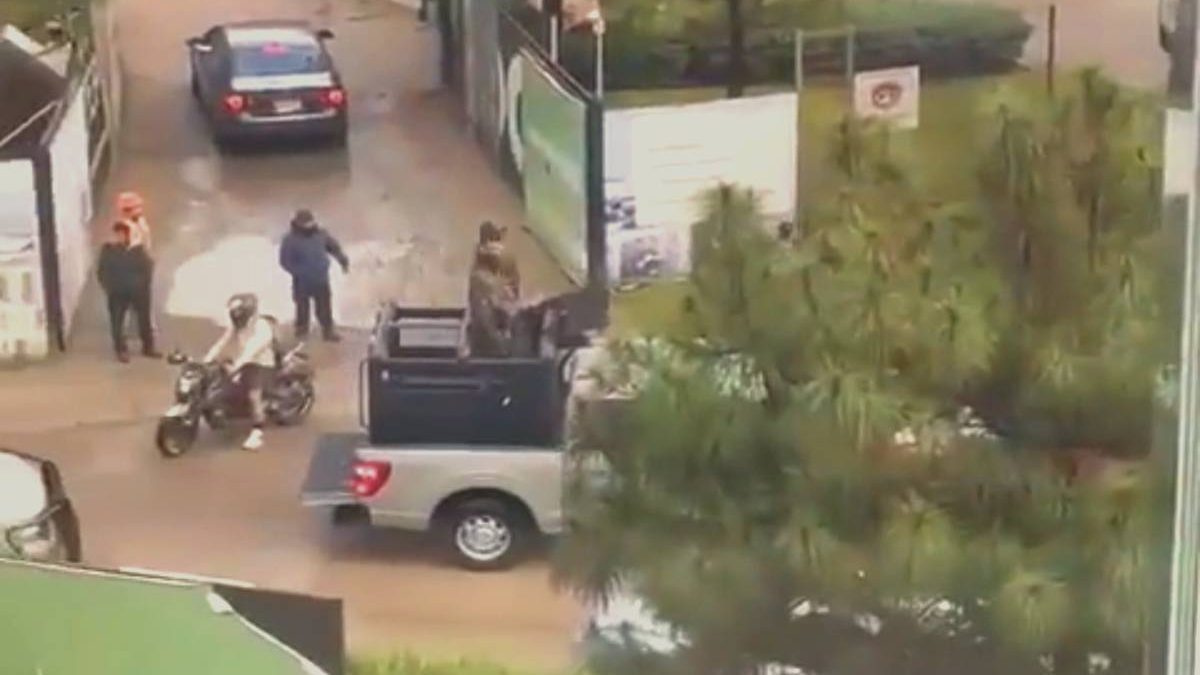 Detienen al 'Mini Toy', presunto operador del CJNG y lo trasladan a la Ciudad de México | Video