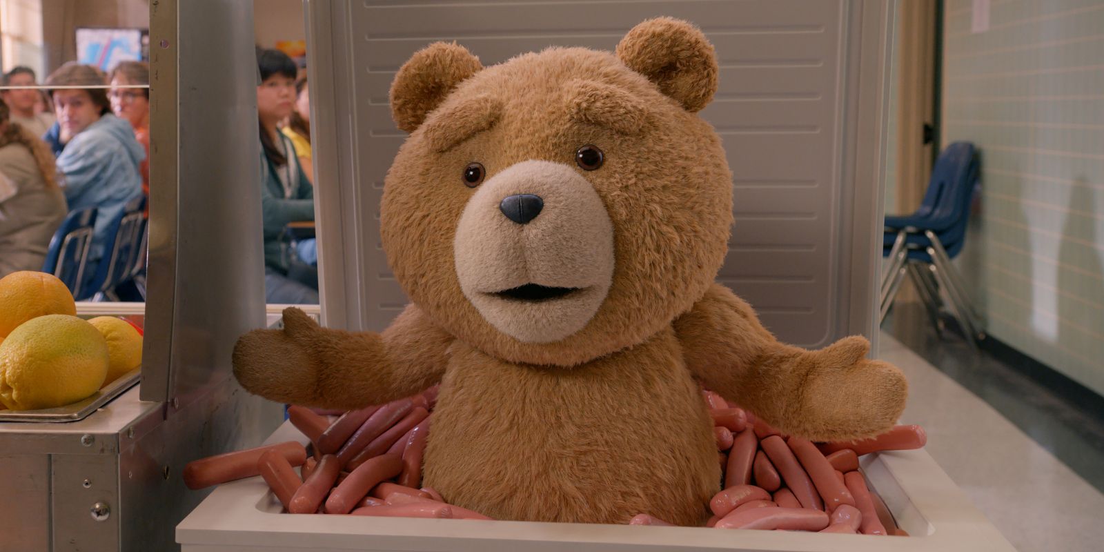 El tráiler del programa de televisión Ted revela las atrevidas primeras aventuras del oso con John