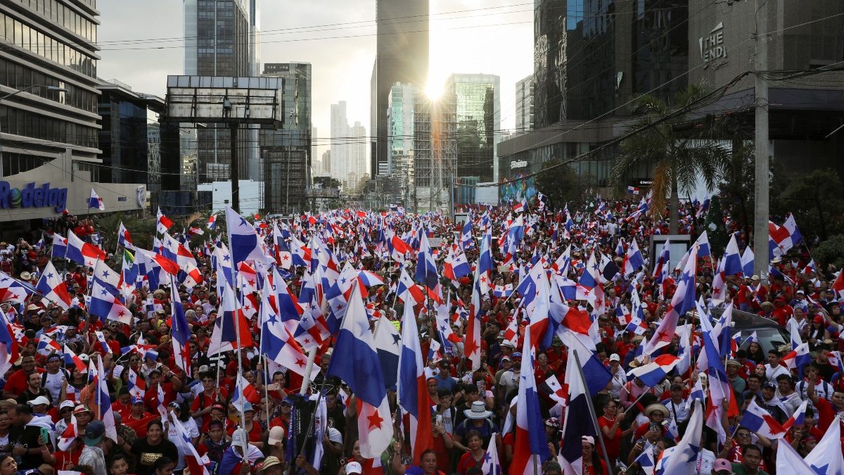 Empresa de Canadá suspende operaciones en mina más grande de Panamá tras más de un mes de protestas