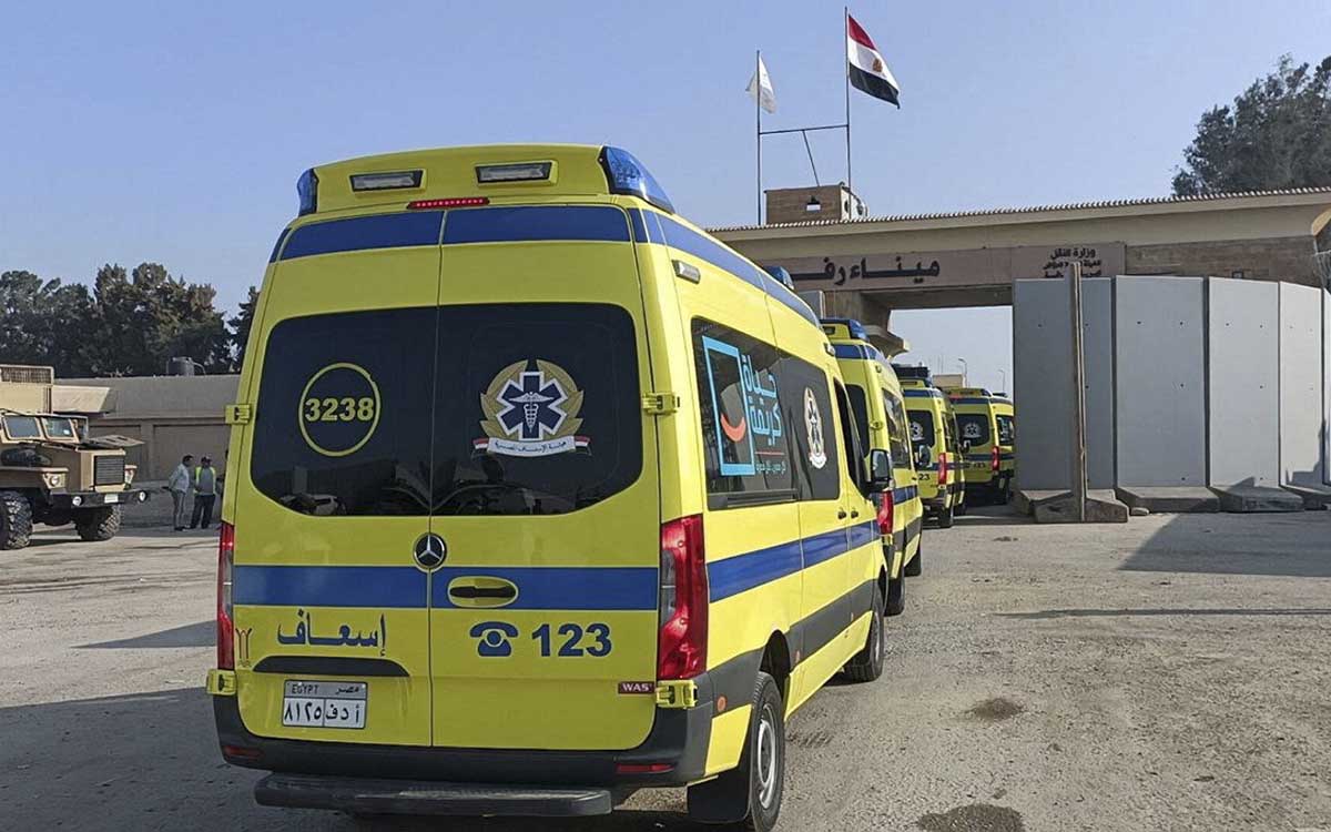 Gaza: Evacúan a decenas de heridos y personas con pasaporte extranjero por el paso de Rafah