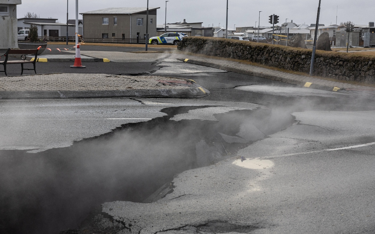 Islandia suspende estado de emergencia por actividad sísmica; no descarta erupción volcánica