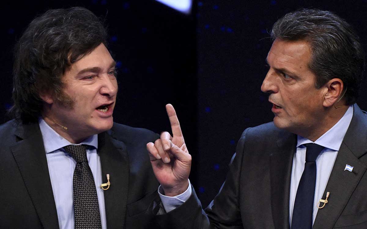 Ministros argentinos dimiten como paso previo a la investidura de Javier Milei