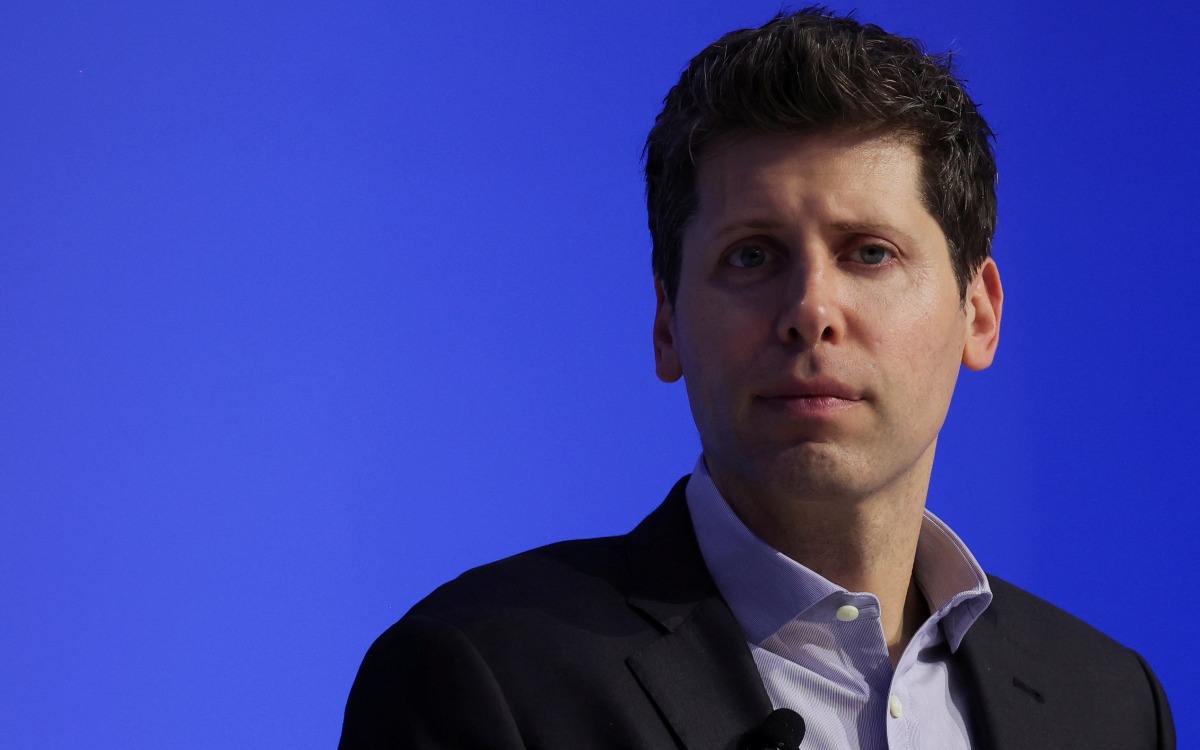 Sam Altman, recién despedido de OpenAI, planea nueva empresa: Reuters