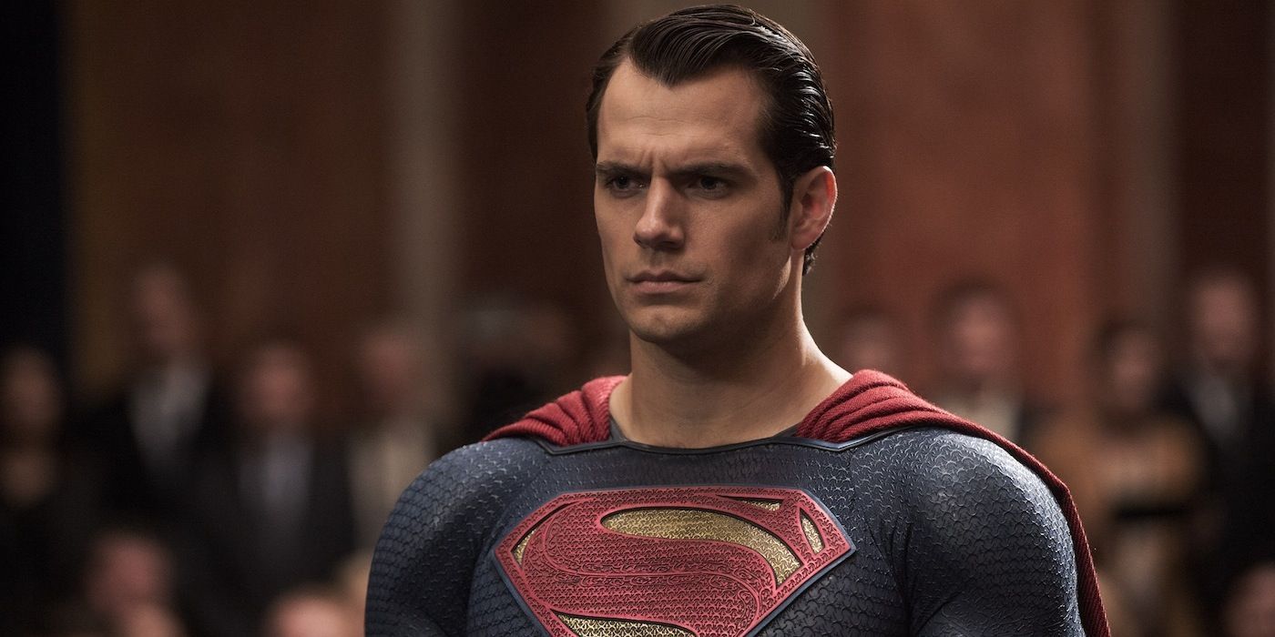 “Todos, por favor, relájense”: el director del DCEU defiende a James Gunn y exagera el reinicio de Superman