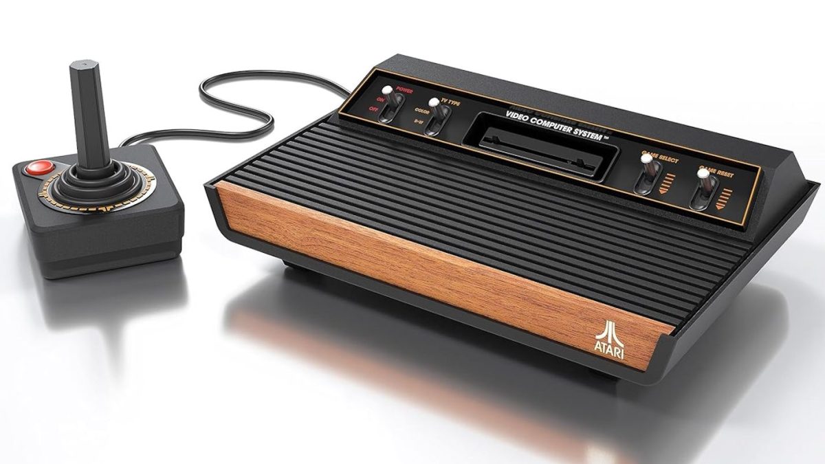 "Una máquina bellamente diseñada"" Revisión de Atari 2600+