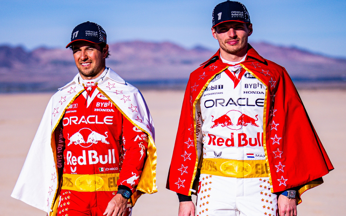 ¡Viva Las Vegas! Red Bull presenta trajes de carrera de Elvis