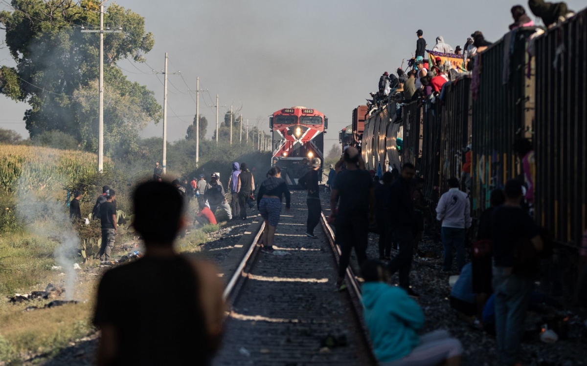 Cierre de fronteras en EU por migrantes frena comercio por tren