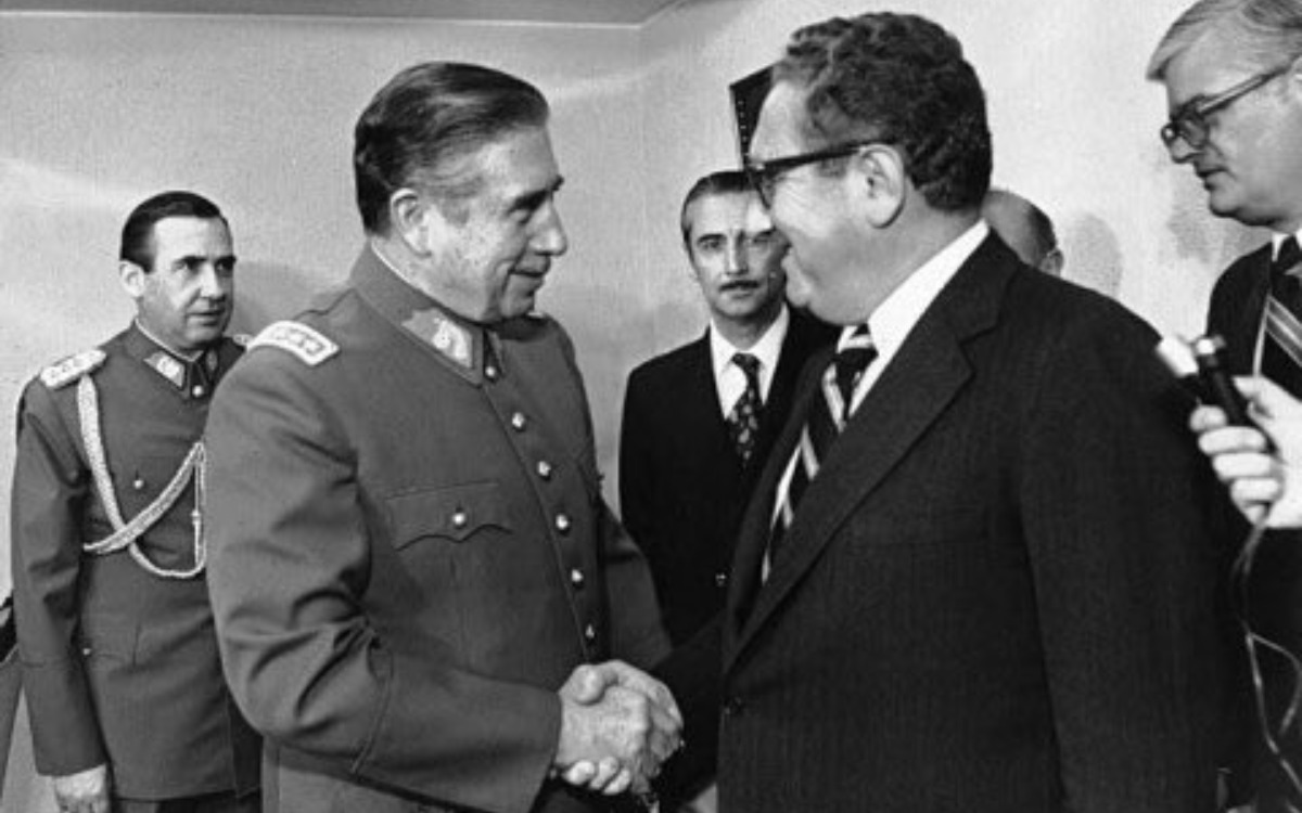 El oscuro legado en Latinoamérica de Kissinger; apoyó el golpe de Estado contra Salvador Allende