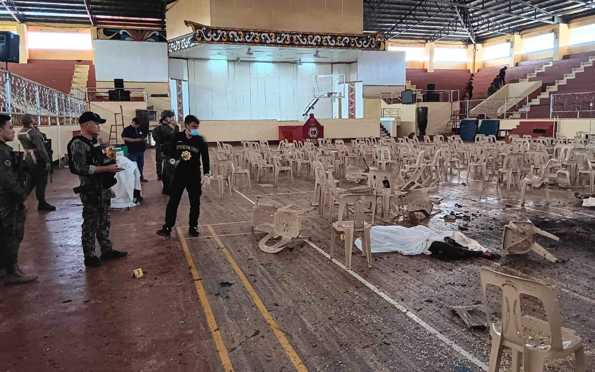 Explosión durante una misa en Filipinas deja 4 muertos y 42 heridos