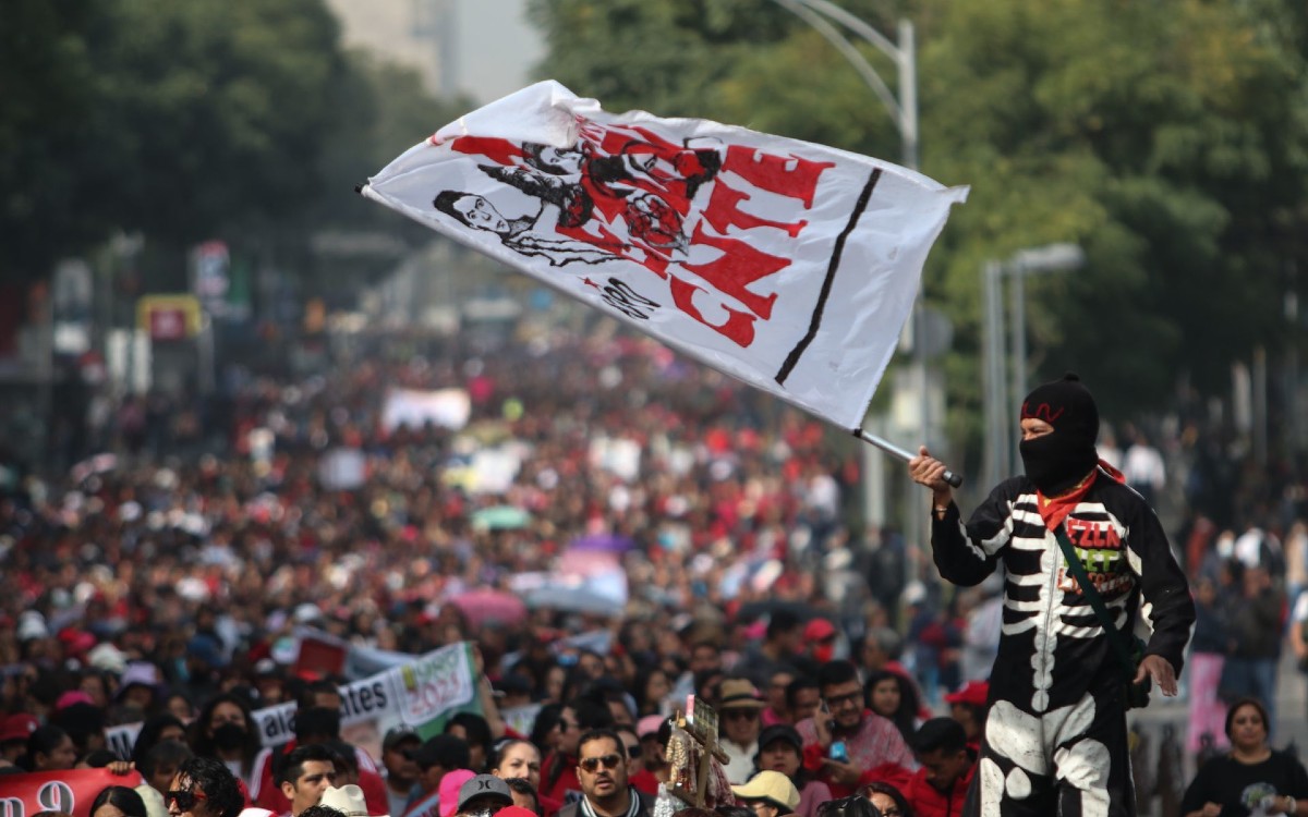 Marcha Nacional de la CNTE; Maestros van rumbo al zócalo de la CDMX