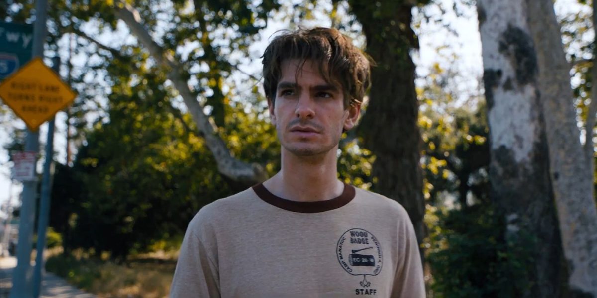 Sigue al director que se vuelve negro con el tráiler de Under the Silver Lake