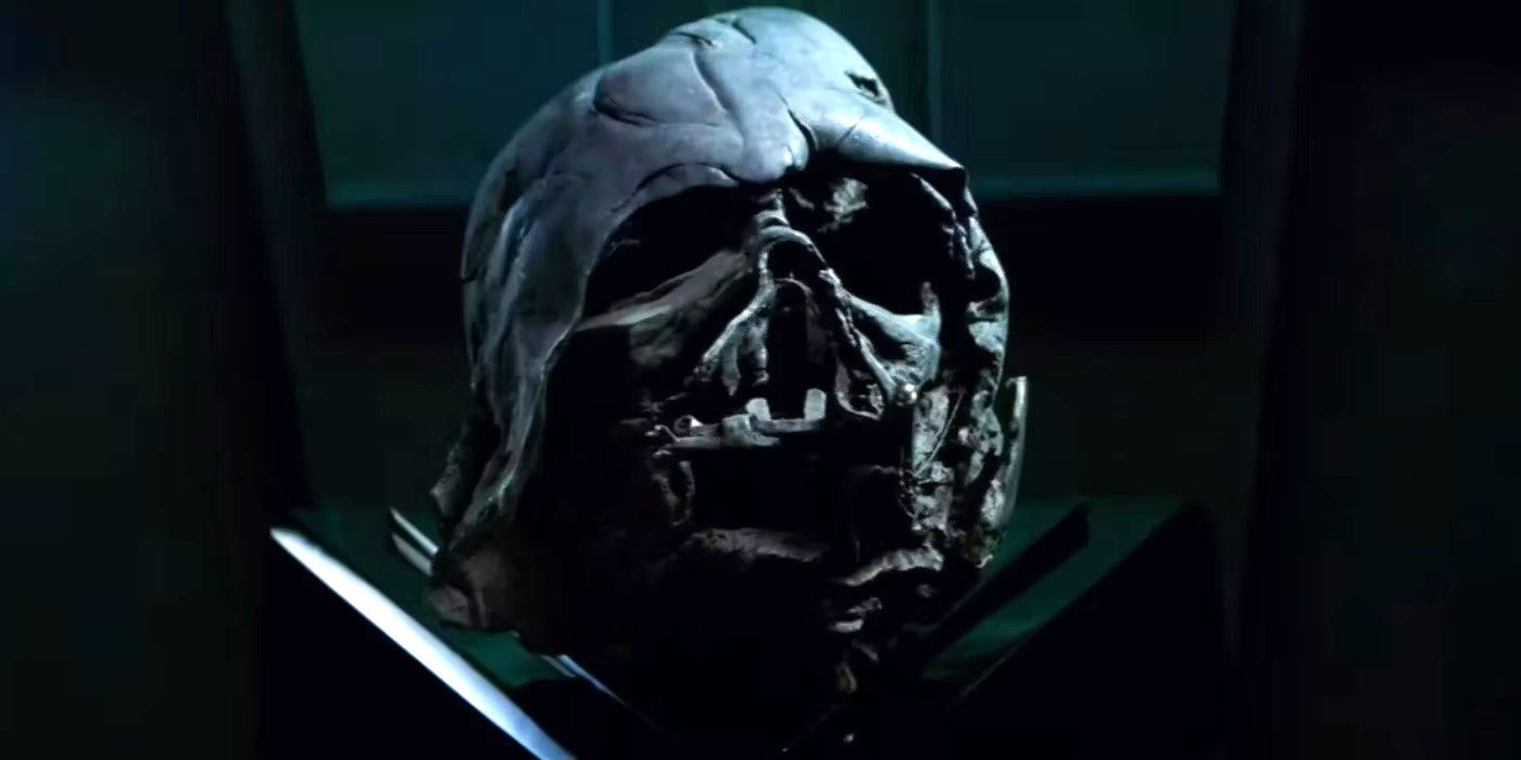 Casco de Darth Vader en Star Wars El despertar de la fuerza