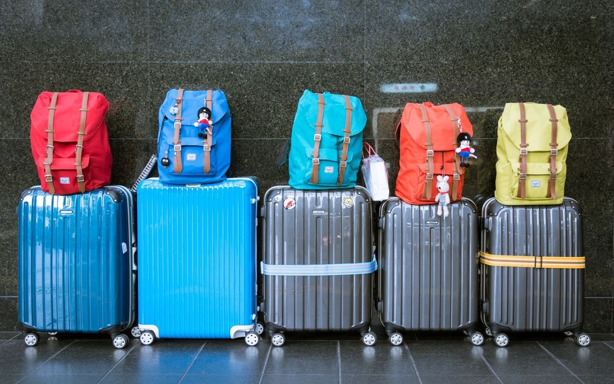 Aeropuerto de la CDMX alerta venta fraudulenta de maletas