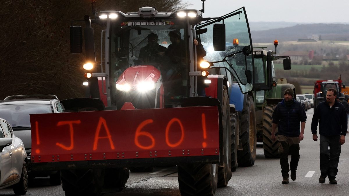 Agricultores llaman a 'bloquear' París este viernes