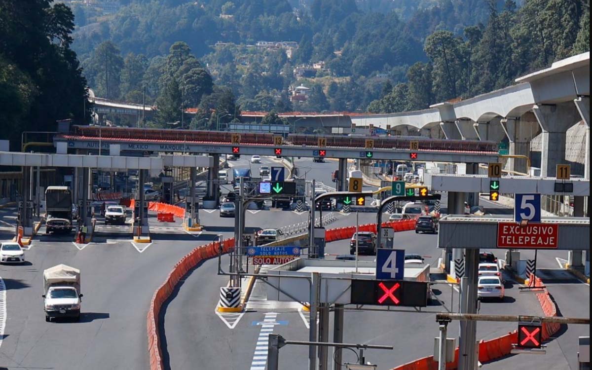 Cierran autopista México-Toluca en ambos sentidos ¡Toma tus precauciones!