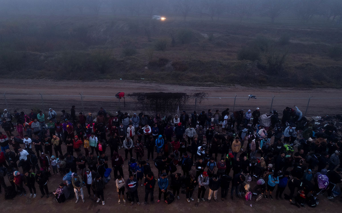 De Honduras a EU, sale nueva caravana con cientos de migrantes