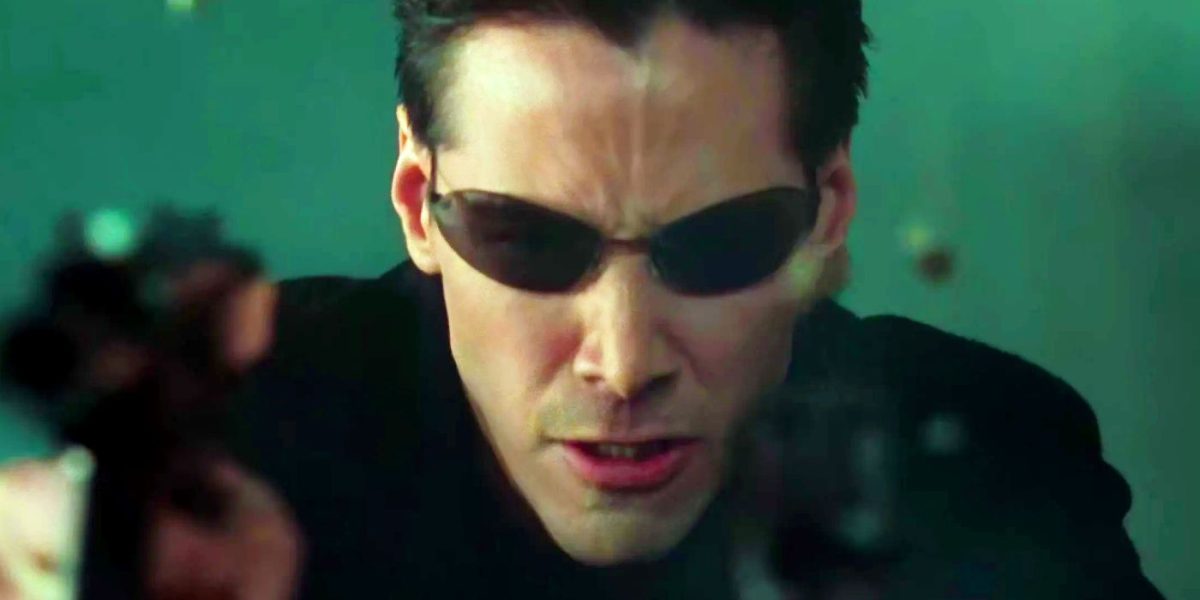 El cosplayer de Matrix se convierte en neo de la vida real en un elegante vídeo de acrobacias