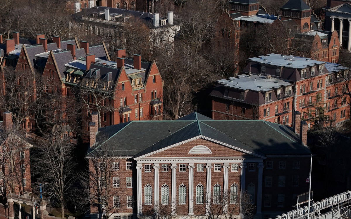 Estudiantes judíos demandan a Harvard por antisemitismo en el campus