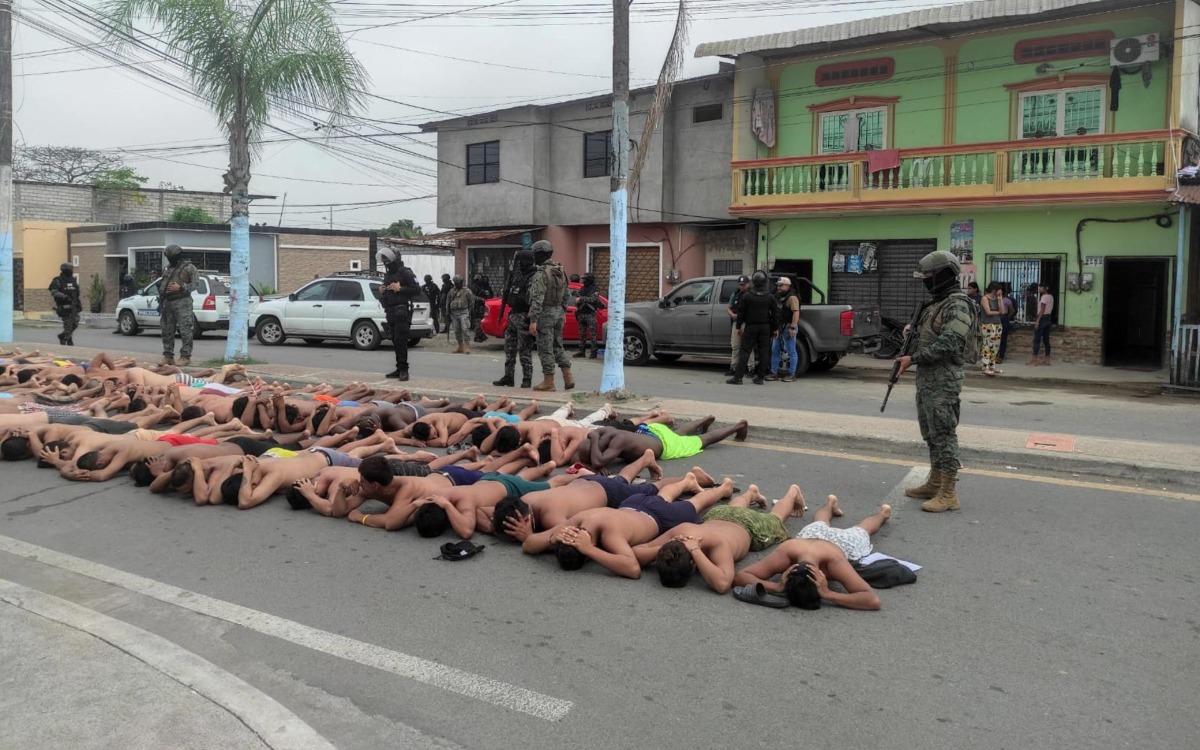 Fuerzas Armadas en Ecuador han ejecutado casi 50 mil operativos anti-crimen en 19 días