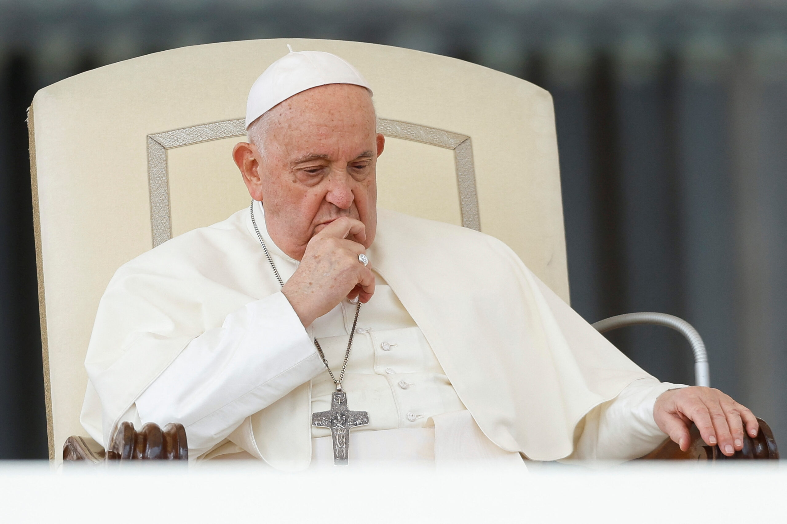Papa Francisco pide la prohibición de los “deplorables” vientres de alquiler