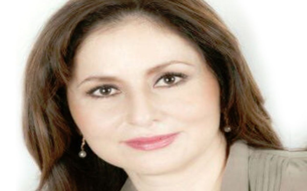 Rosalinda López Hernández se lanza como precandidata por Morena al Senado