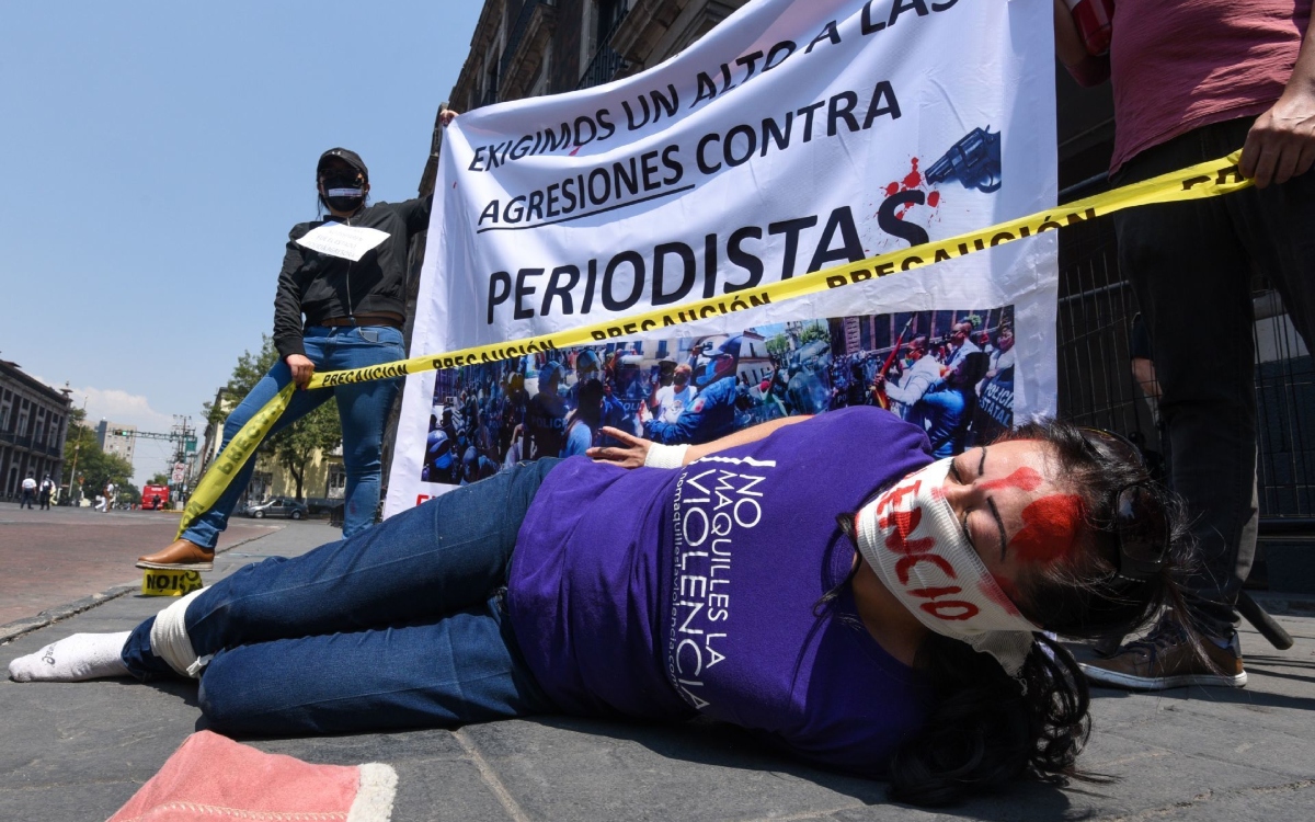 184 agresiones contra mujeres periodistas en 2023 en México: Cimac