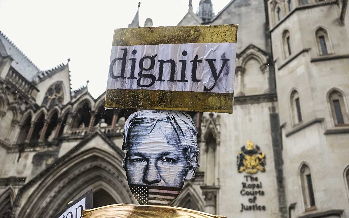 Assange, de nuevo ausente en la última vista de su proceso de extradición a EU