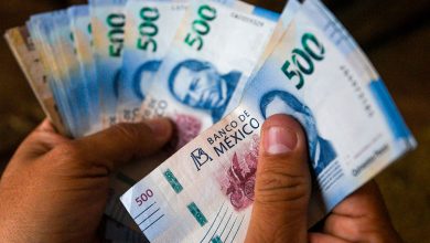 Peso mexicano y bolsa retroceden a espera de reporte inflación EU